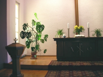 Eingang zur Kirche